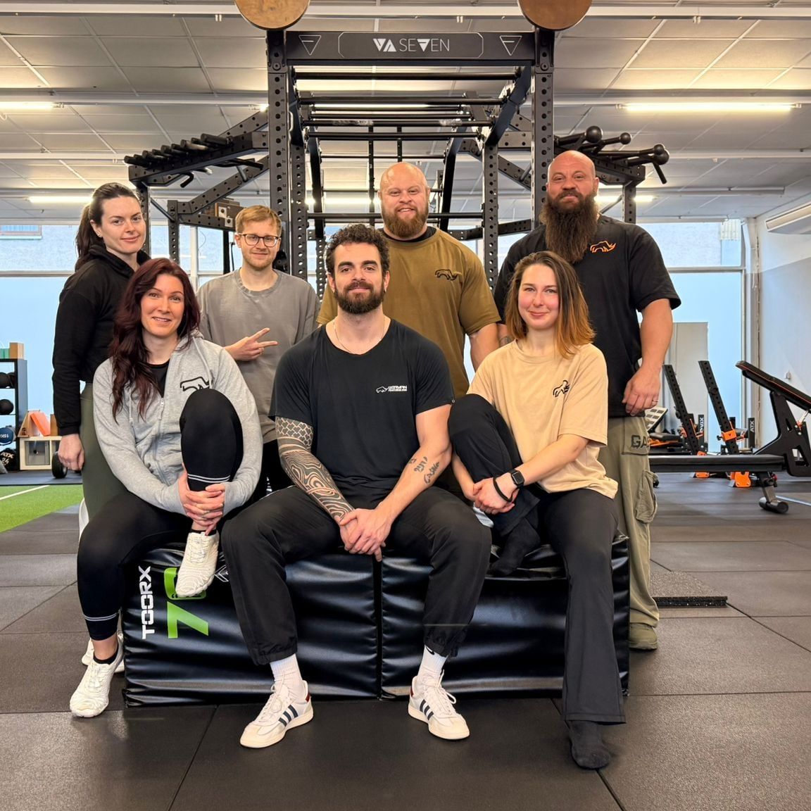 Das Team von Powerbuilding24 im Gym